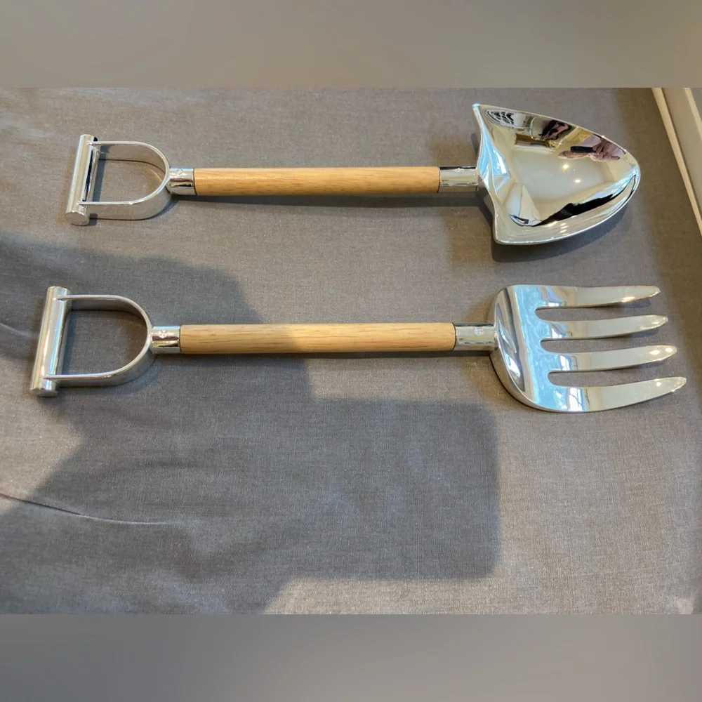 Godinger Salad Serving Set in Light Wood and Silver playful design shovel & Rake